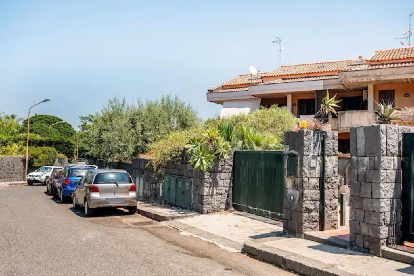 Serena Mulinia Garden Acireale Exterior photo